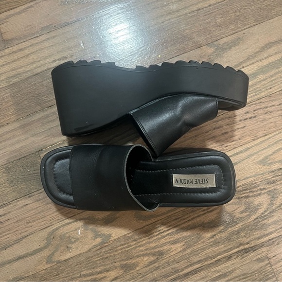 Steve Madden Shoes - Steve Madden Black Platform Slides